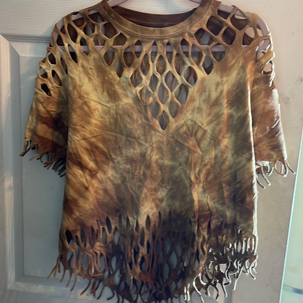 Women’s two piece, one of a kind. Hanes X-Large worn once perfect condition.